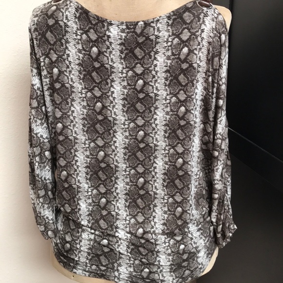 Michael Kors Python Print Cold Shoulder Top-Unique - Picture 3 of 6